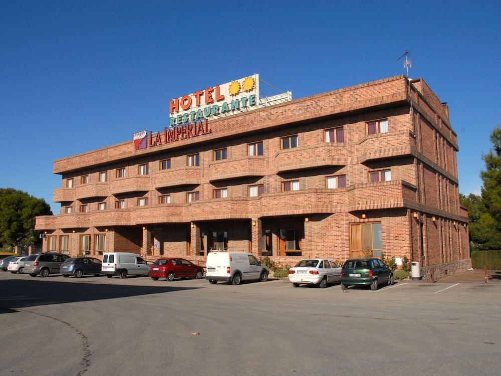 Hotel La Imperial Luceni Zewnętrze zdjęcie
